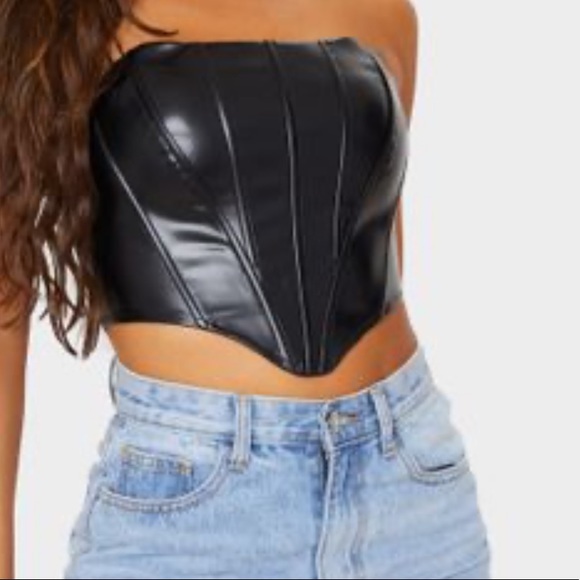 PrettyLittleThing Tops - NWT PrettyLittleThing Metallic Cropped Corset US 6